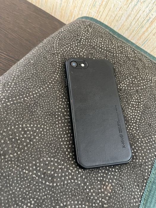 Айфон SE 2020/64