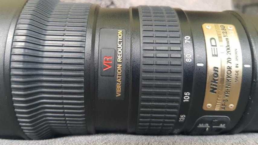 Намалена цена 680€ - Nikon D700 (21,145 кадъра) + Nikkor 70-200mm f/2.8 VR-I