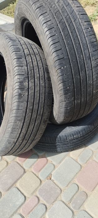 Продам Шины 255/55/18