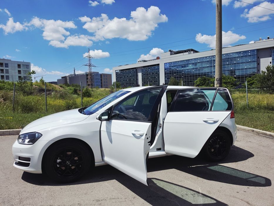VW Голф 7  1.6 TDI