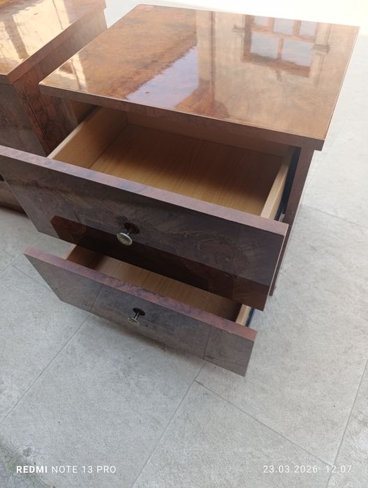 Продам две тумбочки