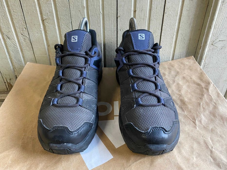 ''Salomon Gore-Tex''оригинални туристически обувки 37.5 номер