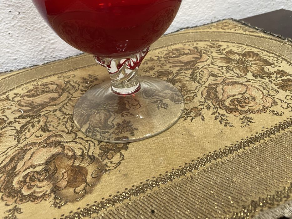 Стара италианска ваза от разтопено стъкло