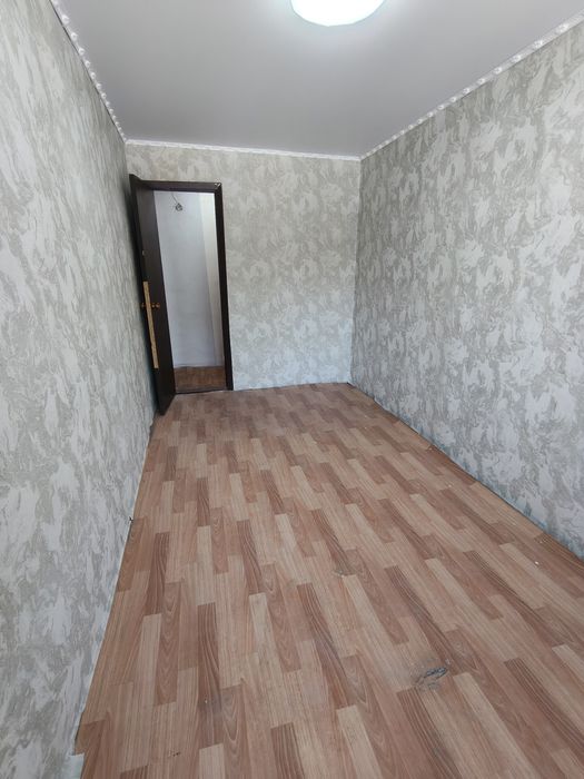 Продаём двухкомнатную квартиру в районе "Экспресса"