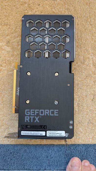 Vand placa video Rtx 3060 TI
