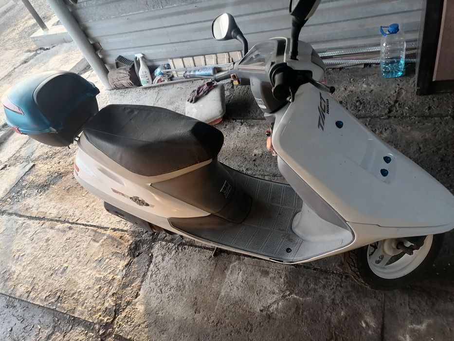 Продам скутер хонда такт 24