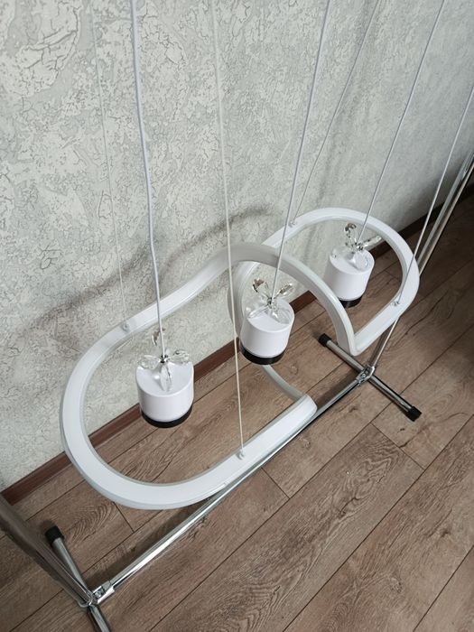 LED люстры 2 штуки