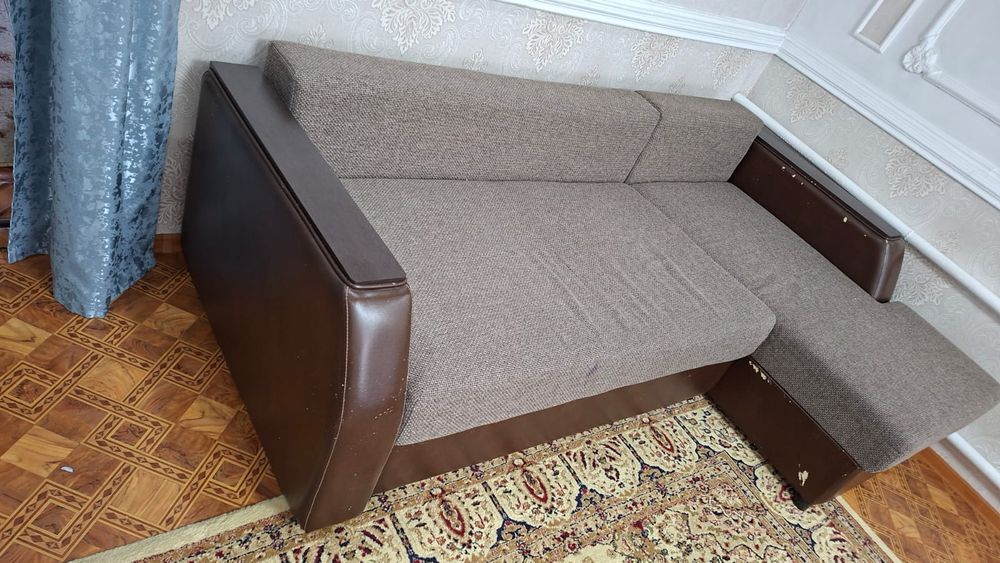 Срочно продам 2 дивана