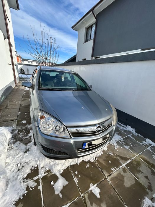 Vand opel astra h hatchback 1,6 benzina 2008