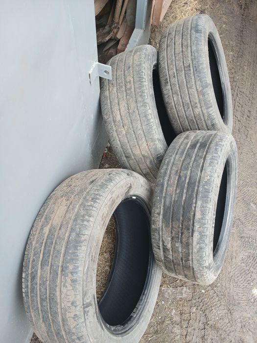 Шины летние 235/55/18