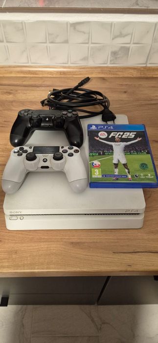 Playstation 4 Slim , 500 GB + 2 Controllere Wireless