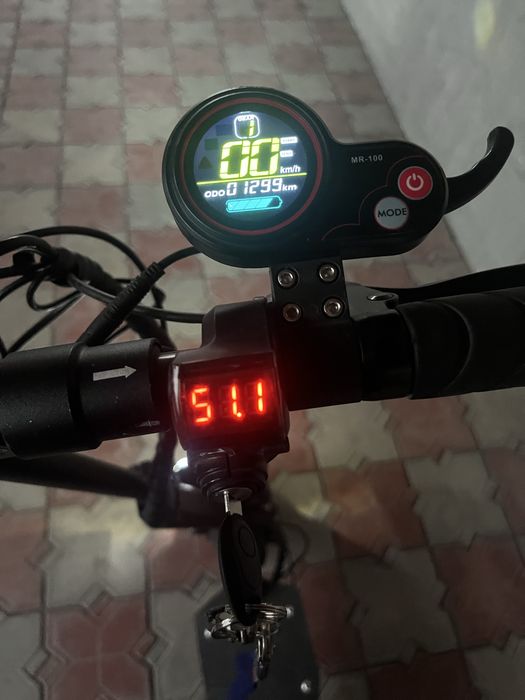 Куго м5 электро самокат!!