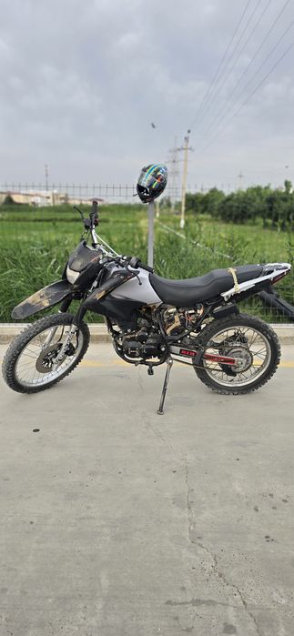 МОТОЦИКЛ enduro 200куб FEKON