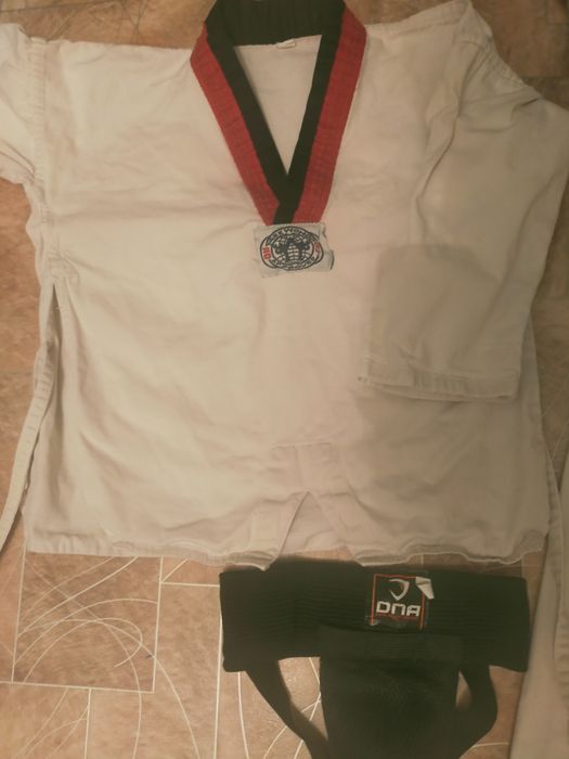 Добок таэквондо. Кимоно