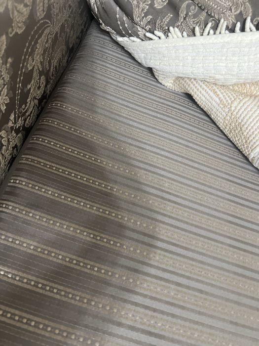 Продам комплект диванов