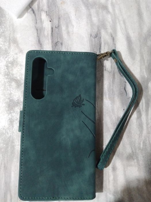 Продам чехол, книжка.