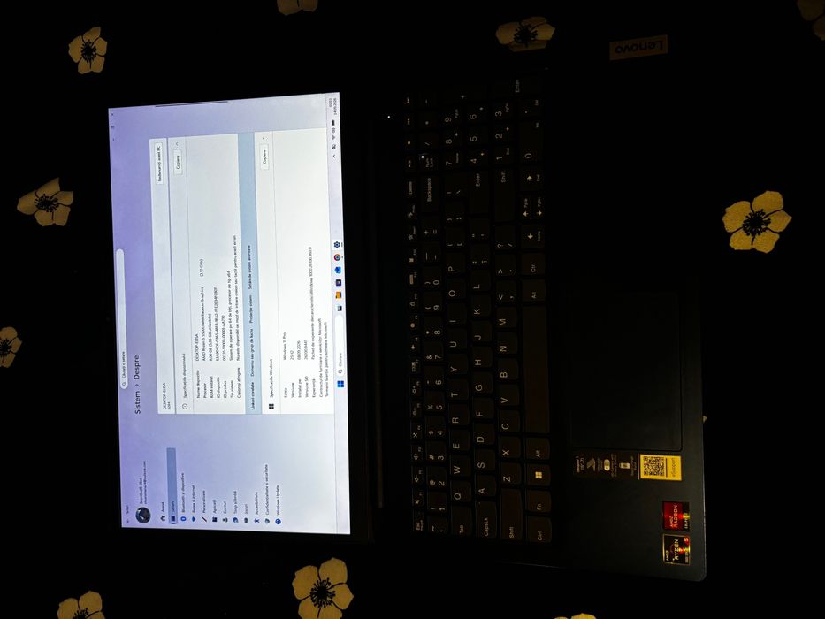 Laptop Lenovo Perfect funcțional