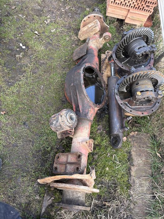 Vand piese tractor si taf