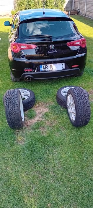 ALFA ROMEO Giulietta 2011 — imagine 2