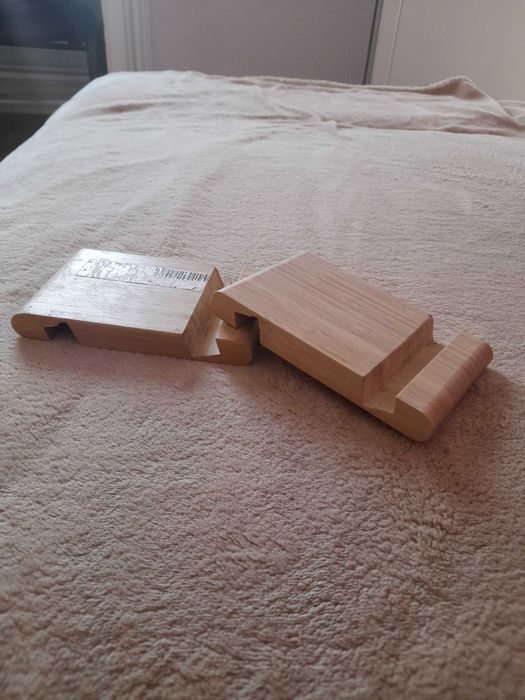 vand suport lemn telefon masa Ikea
