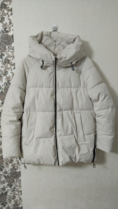 Продам куртки подростковые