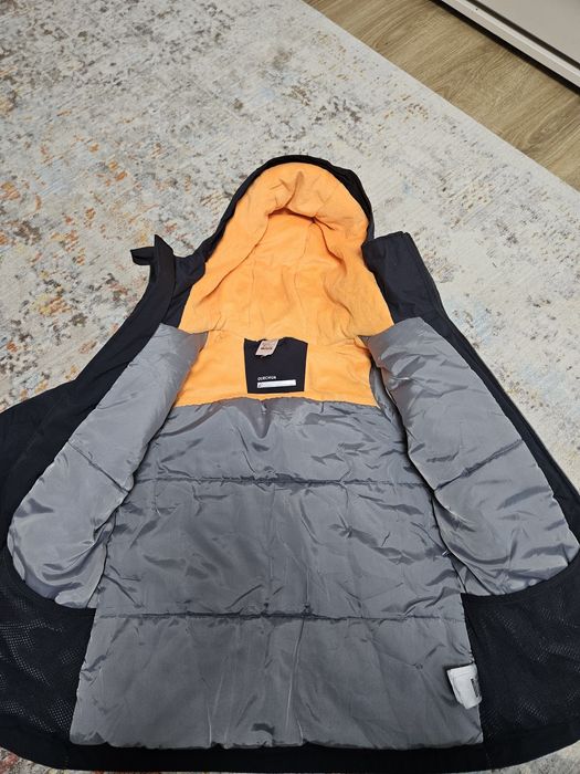 Geaca baieti decathlon mar 7-8ani