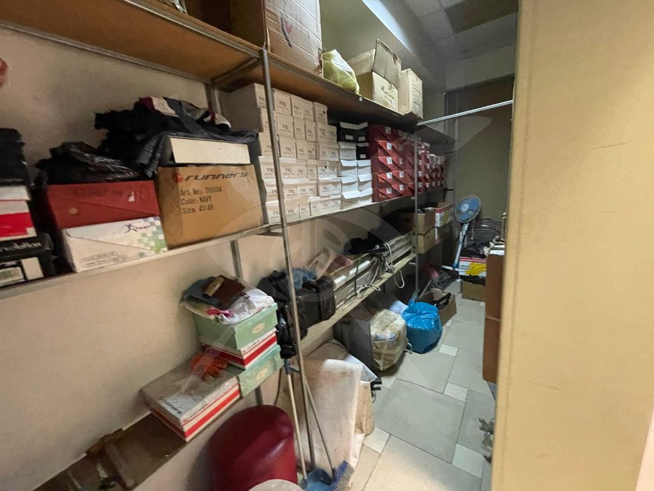 Дава се под наем Магазин в Пловдив, Тракия - 58 кв.м за 84784.95 € - Снимка #1