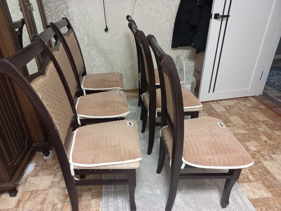 Продам стулья в хорошем состоянии