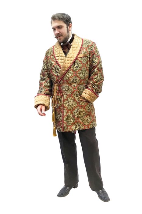 Продается курительный пиджак.