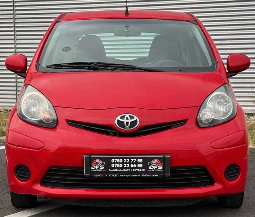 Vand Toyota Aygo 1.0 Benzina 2014 înmatriculată RO impecabila urgent