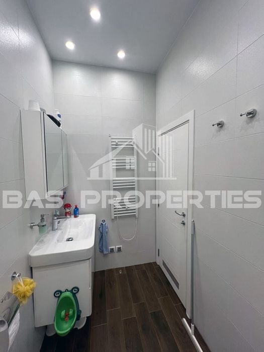 3-стаен в София-Хаджи Димитър площ 71