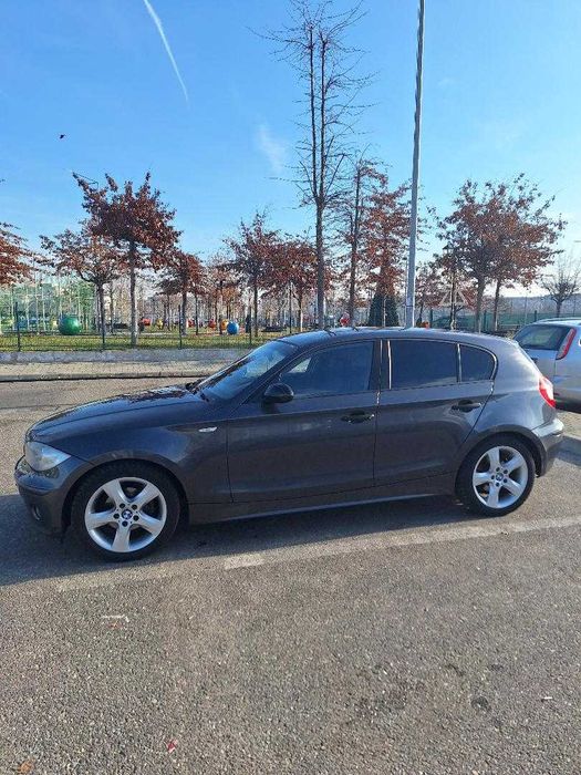 Vand BMW Seria 1 , an 2006, diesel 2000cmc.Proprietar