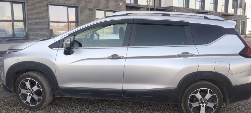 Mitsubishi Xpander 2022,2023