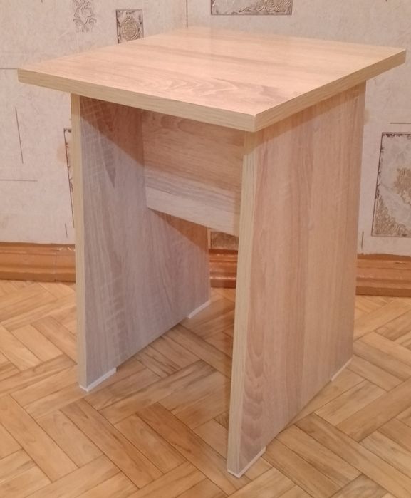 Продам табуретки новые