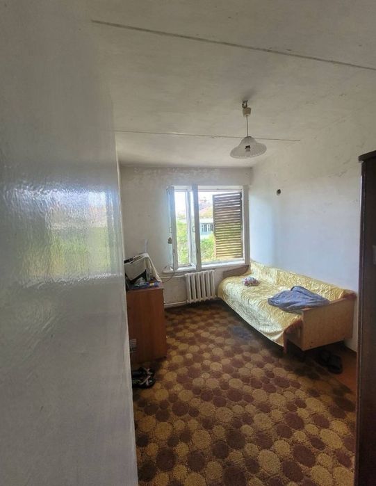 Ц6 очень срочно Жк Казахстан квартира 3х комнатная не торцевая Пустая