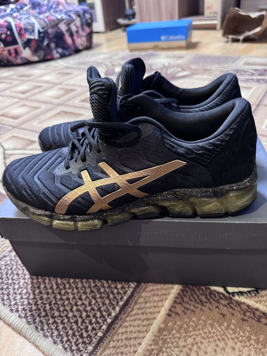 Кроссовки Asics новые оригинал