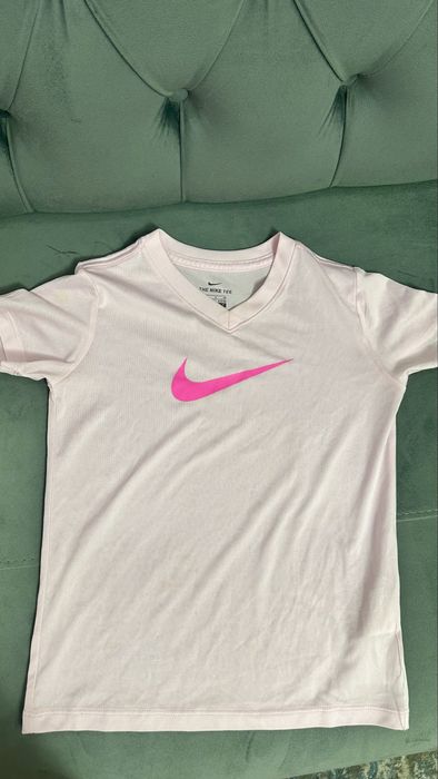 Детска тениска Nike светло розав цвят