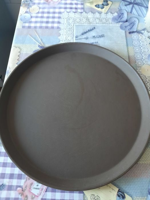 Tava de servit antiderapanta made in USAa