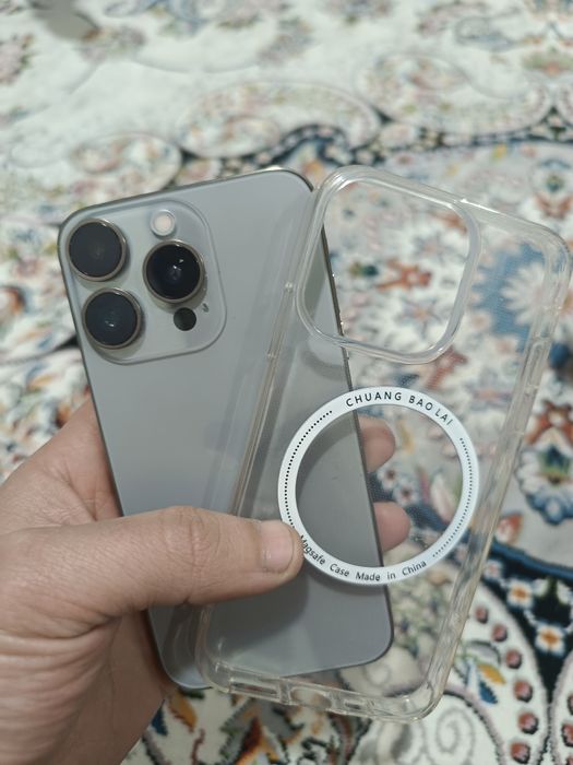 iPhone X 16 Pro korpusda