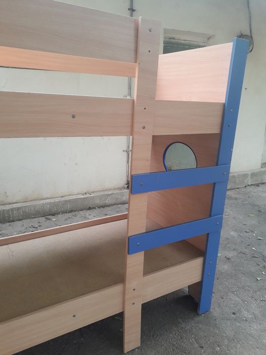 Детская кровать двухярусная