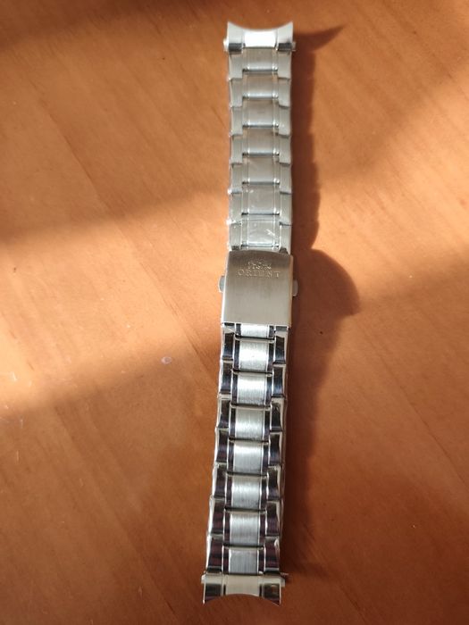 Нова верижка за часовник 22мм