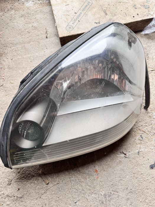 Продам фару Tucson Jm