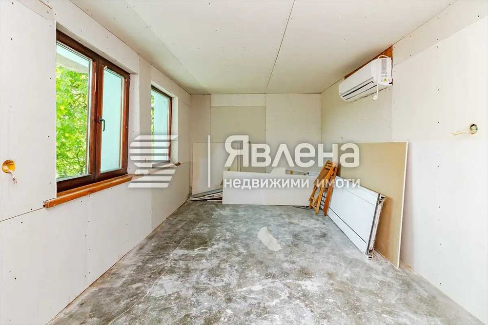 Продава се Парцел в София, Център - 700 кв.м за 190 €/кв.м - Снимка #13