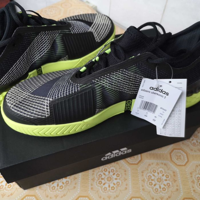Vand Adidas Adizero Ubersonic 3 A, provenienta Germania, nou, 300 lei!