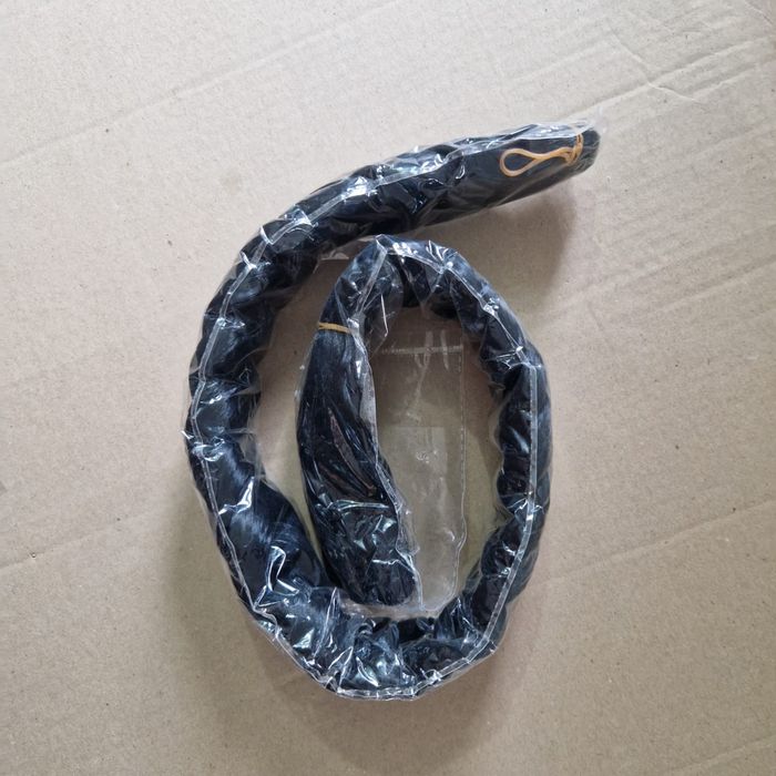 Продается коса черная