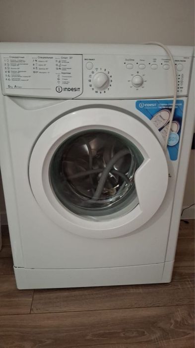Стиральная машина Indesit