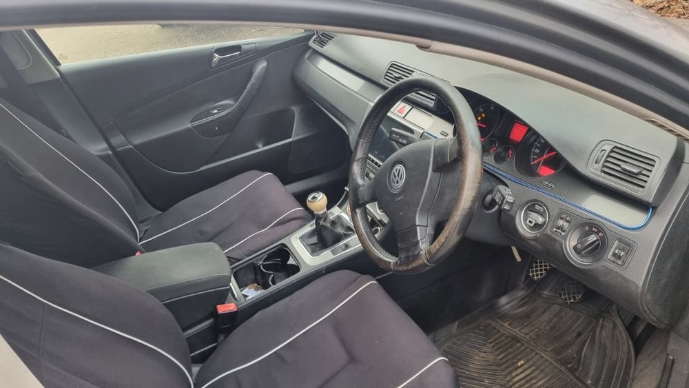 Vând Passat B6 volan dreapta