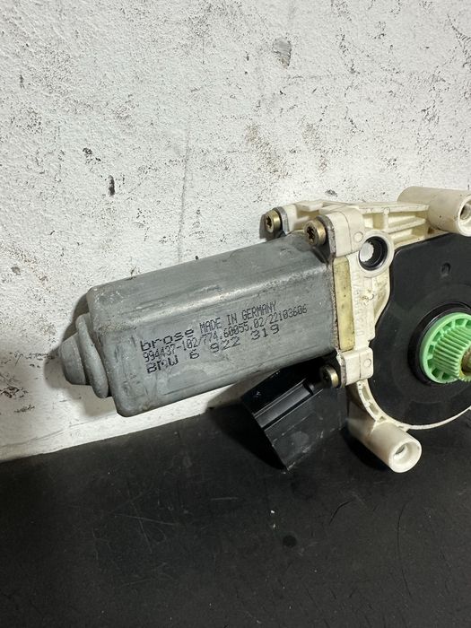 Motoras macara geam stanga spate BMW seria 5 E60 E61 | 6922319