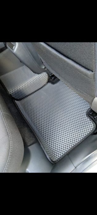 Продам Ева коврики для лада веста