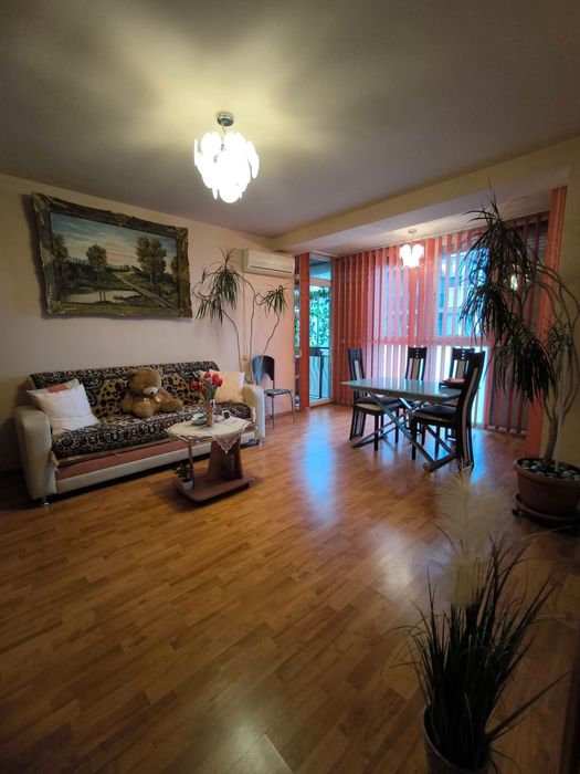 Apartament 3 camere  cartieru prima nufaru  piata nucetului